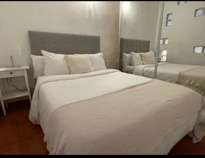 Sleepers Apto Nico L'Hospitalet de Llobregat Exteriör bild